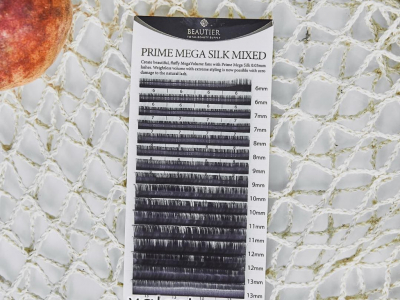 The finest lashes out there are 0.03 mega volume